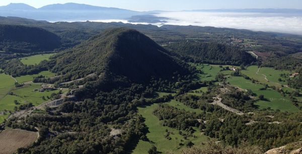 Vue panoramique sur les montagnes Llançà